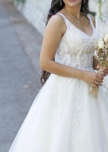 V Yaka Kolsuz A Kesim Beyaz Gelinlik - Görsel 2