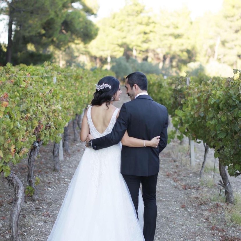 V Yaka Kolsuz A Kesim Beyaz Gelinlik - Görsel 3