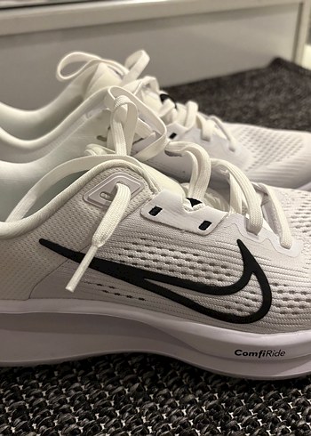 Nike Quest Ayakkabi 40 5 Numara