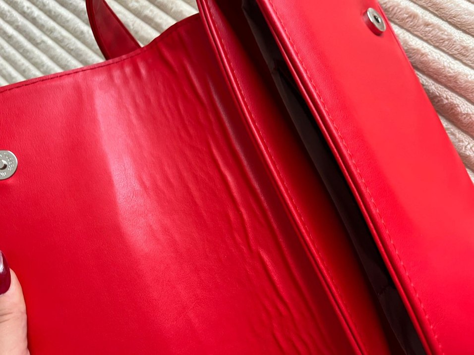Kırmızı Deri Tokalı Kadın Çanta - Görsel 3