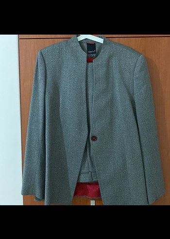 Gri Klasik Kesim Kadın Blazer Ceket ve pantolon (takım)