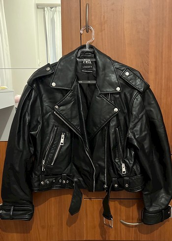 Kadın Siyah Deri Biker Ceket