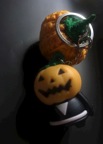 Turuncu Balkabağı Figürlü Anahtarlık - Görsel 5