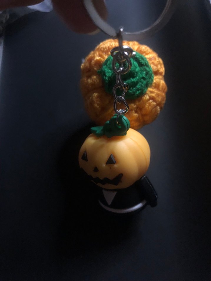 Turuncu Balkabağı Figürlü Anahtarlık - Görsel 4