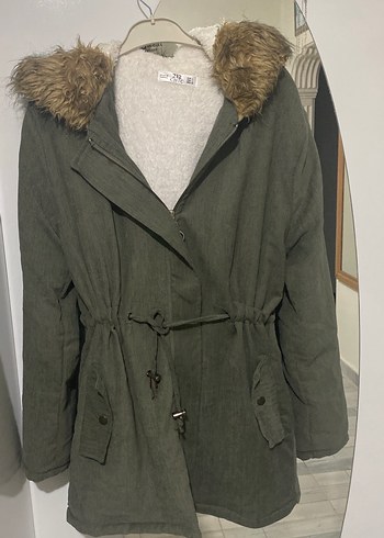 Diğer Haki Peluslu Kapusonlu Kislik Parka