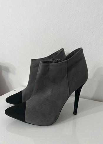 38 Beden Gri Süet Stiletto Topuklu Kadın Botları