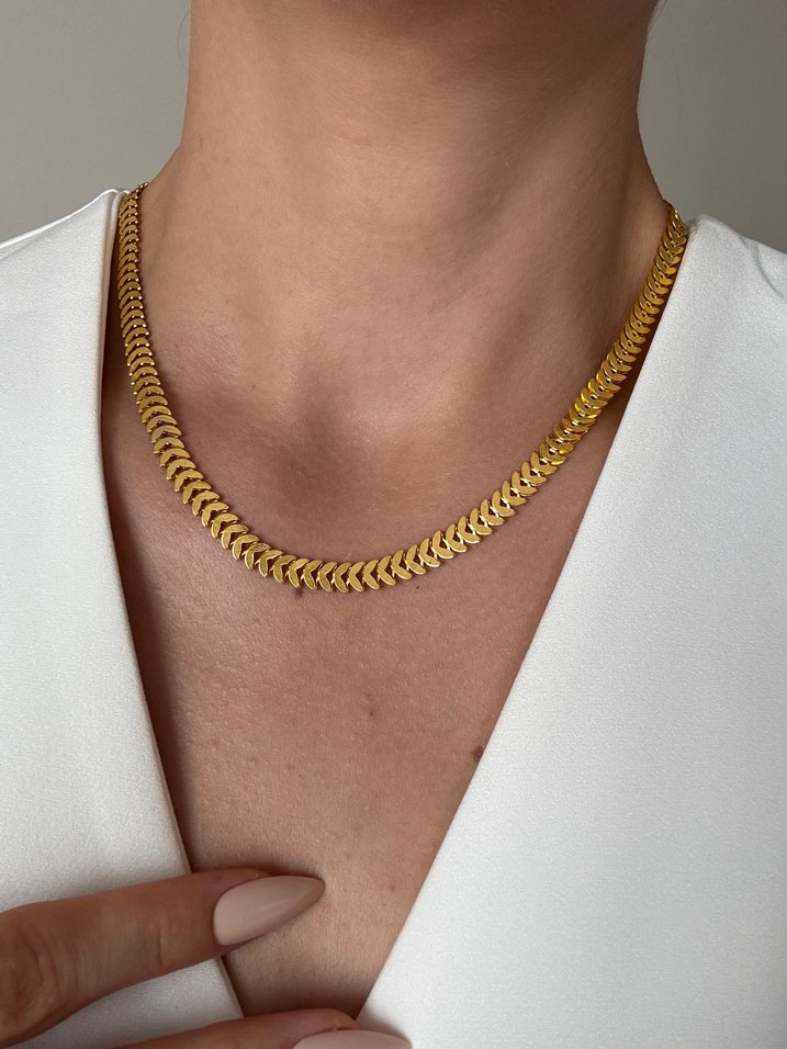 Altın Renk Çelik Balık Sırtı Kolye - Görsel 2