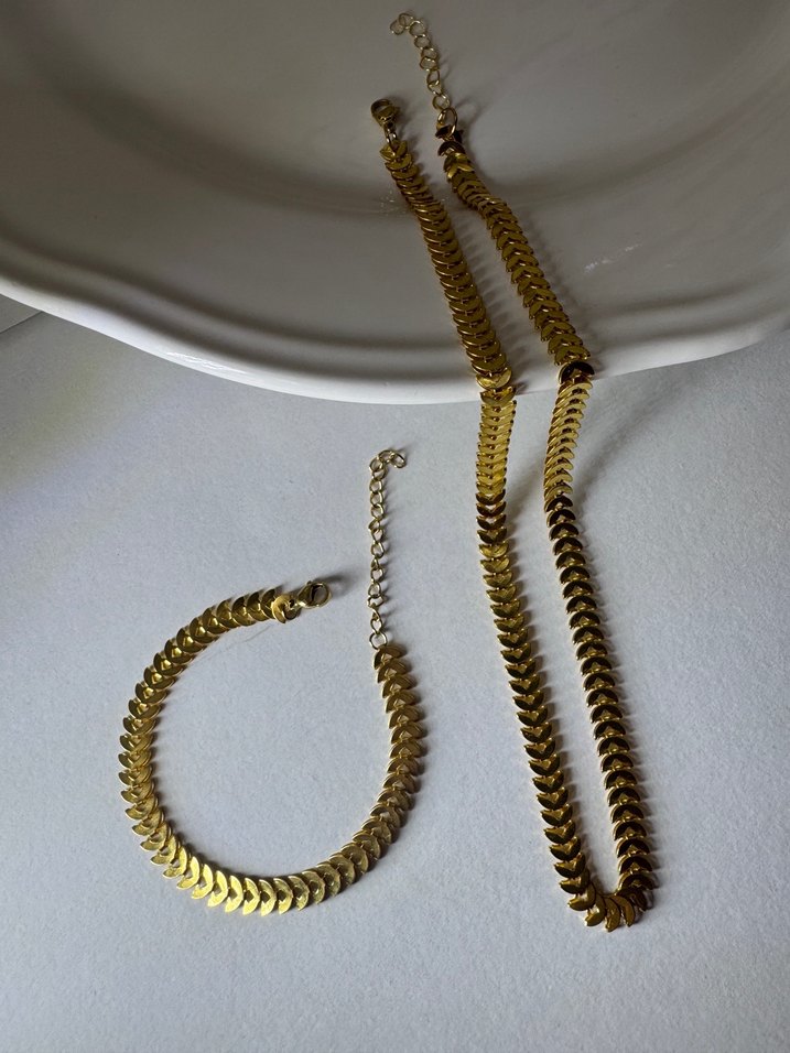 Altın Renk Çelik Balık Sırtı Bileklik - Görsel 2