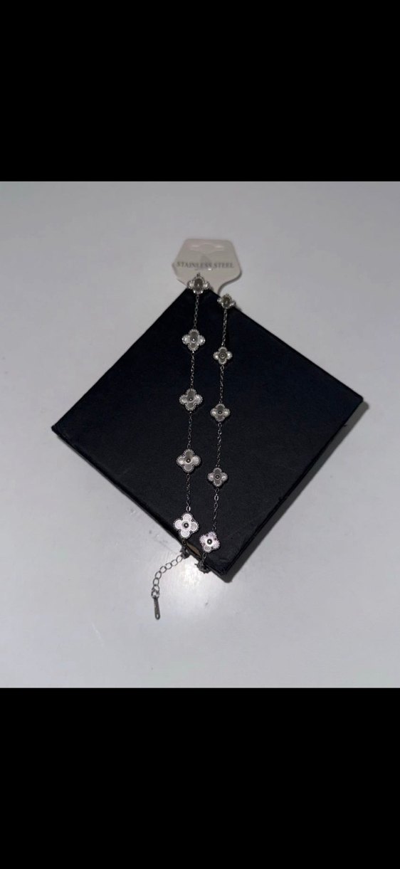 Gümüş Renkli Yonca Van Cleef Kadın Çelik Bileklik - Görsel 3