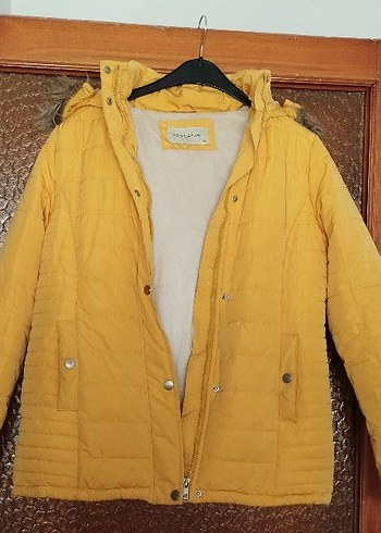 LC Waikiki Sarı Kadın Kışlık Kürklü Mont