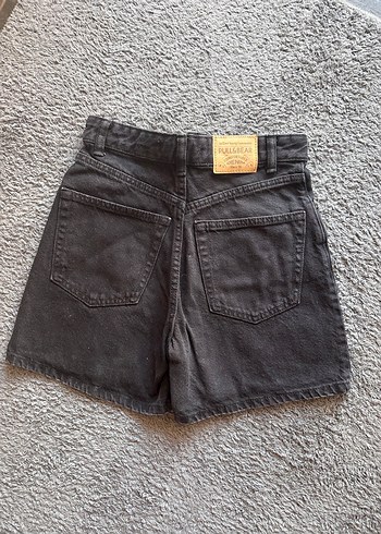 Pull and Bear Pull and Bear Siyah Rahat Kesim Mini Şort