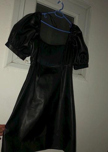 Drapeli Siyah Gotik Midi deri Elbise