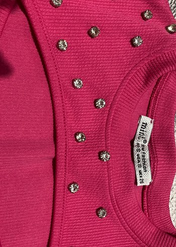LC Waikiki Pembe Kız Çocuk Payetli Kısa Kollu Tişört