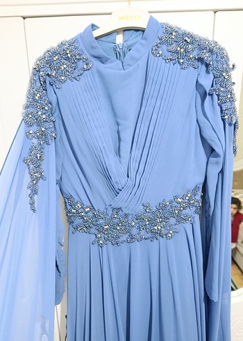 Uzun Kollu Mavi İşlemeli Abiye Elbise - Görsel 2