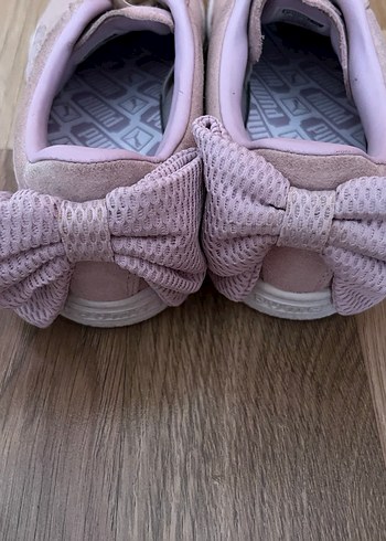 Pembe Fiyonklu Kadın Spor Ayakkabı