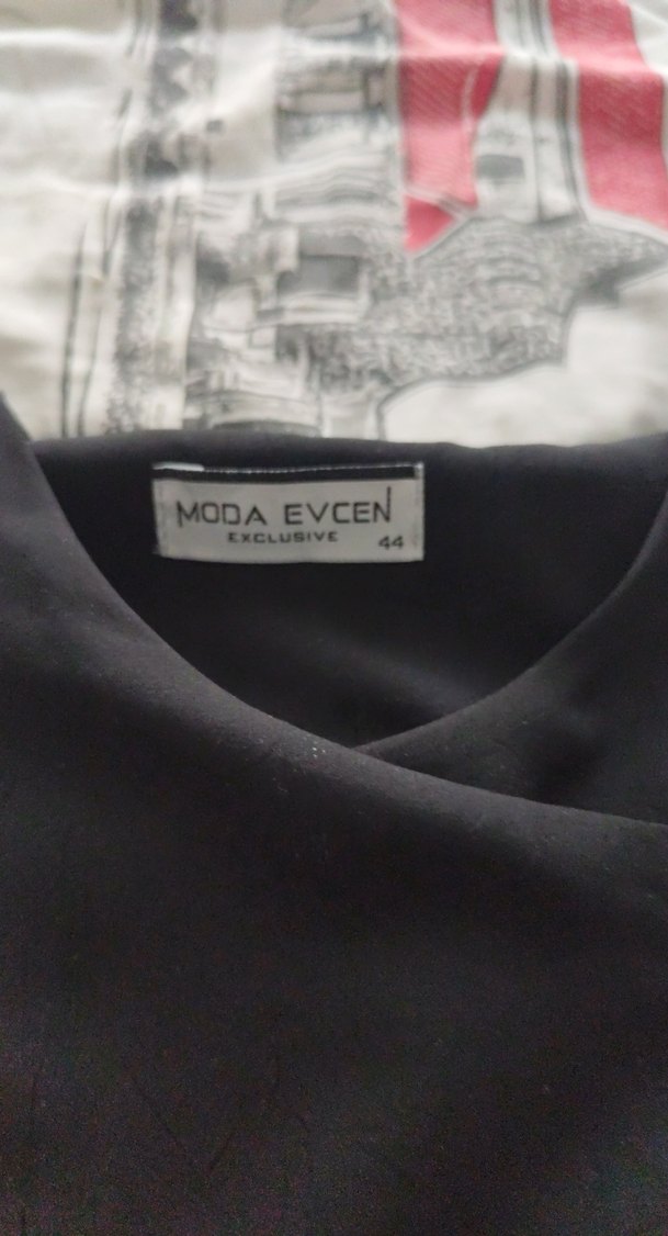 Düğmeli Siyah Midi Kadın Yelek - Görsel 2