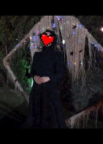 siyah uzun kol gece elbisesi