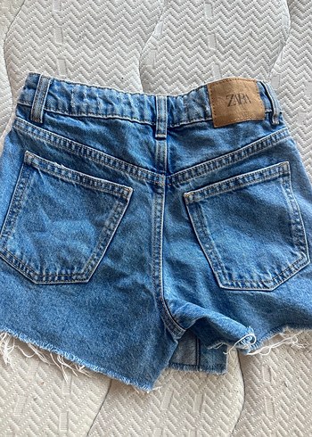 Zara Düğmeli Midi Mavi Denim Kadın Şort