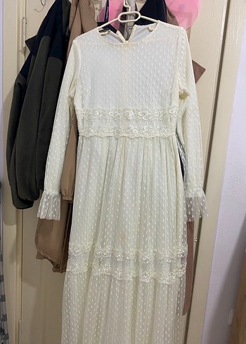 Diğer Dantel Detaylı Vintage Uzun Beyaz Elbise