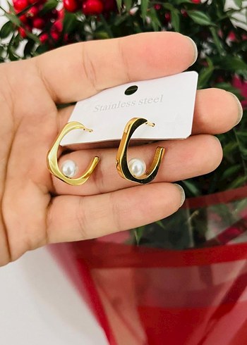 Altın Renk Mini İncili Modern Küpeler
