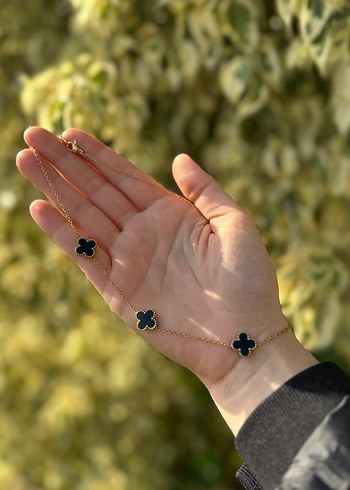 Zincir Detaylı Altın Rengi Minimalist Bileklik