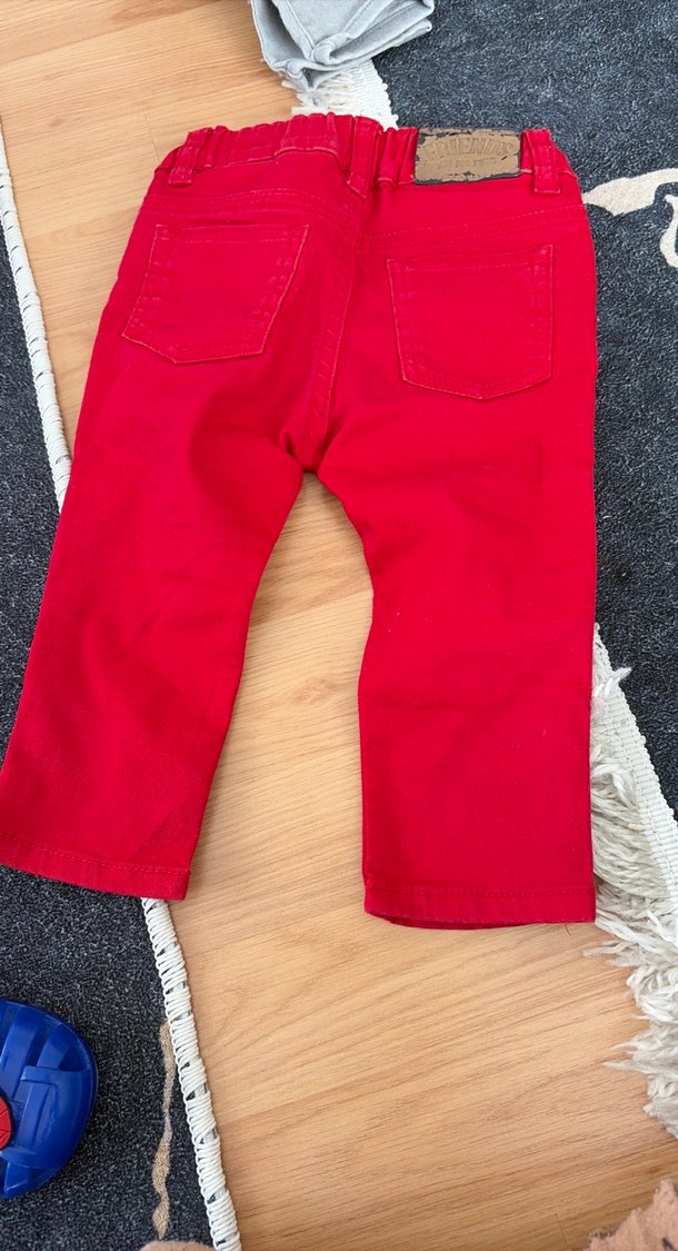Düğmeli Kırmızı Erkek Çocuk Kot Pantolon - Görsel 2
