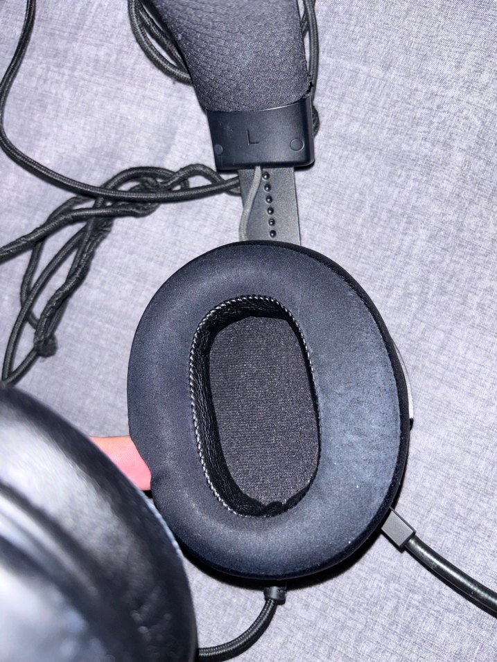 Razer kraken v3 hypersense  Gaming Kulaklık Mikrofonlu - Görsel 5