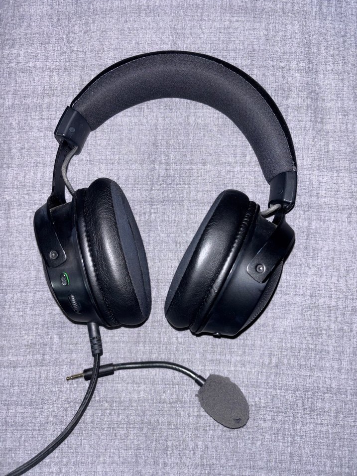Razer kraken v3 hypersense  Gaming Kulaklık Mikrofonlu - Görsel 2