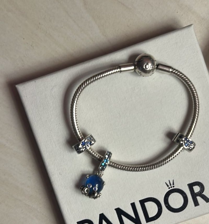 Pandora Mavi Ahtapot Charm ve 2 Klipsli Kadın Bileklik - Görsel 3