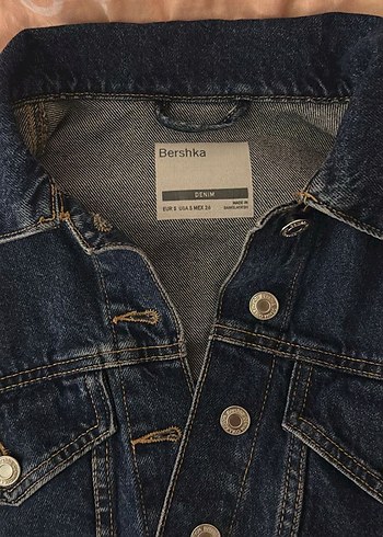 Kadın Bershka Lacivert Düğmeli Kısa Denim Ceket Crop - Görsel 3