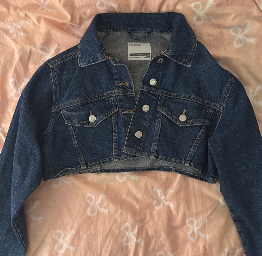Kadın Bershka Lacivert Düğmeli Kısa Denim Ceket Crop - Görsel 2