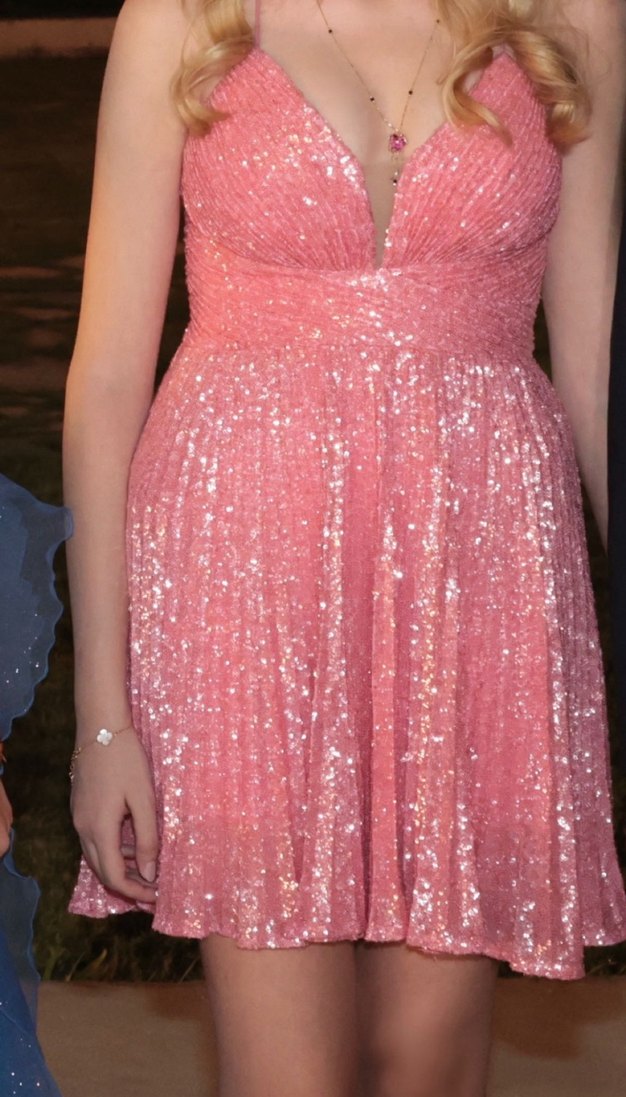 Sirt Detaylı Pembe Kisa Ablye Elbise - Görsel 2