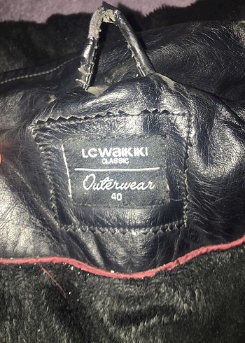 LC Waikiki Siyah Deri Kemerli Gotik Kadın Ceketi