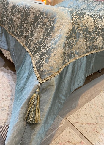 Karaca İşlemeli Yatak Örtüsü - Görsel 4