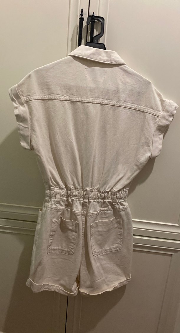 Düğmeli Beyaz Kot Mini Tulum - Görsel 3