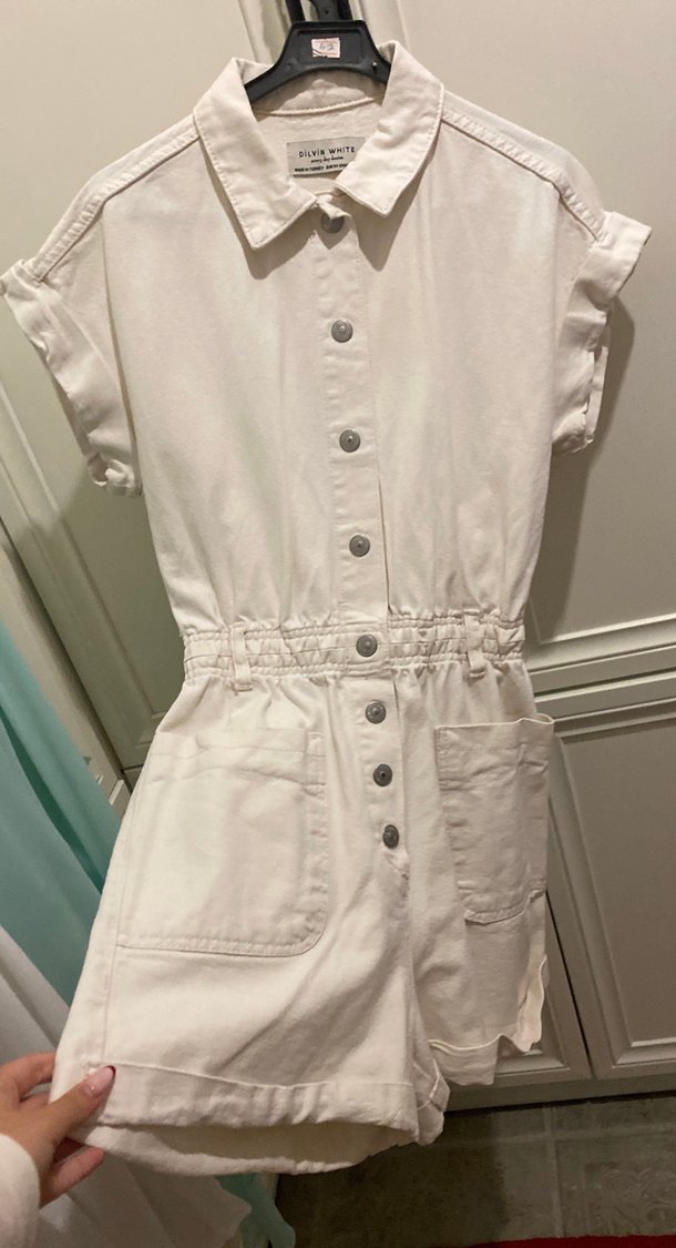 Düğmeli Beyaz Kot Mini Tulum - Görsel 2