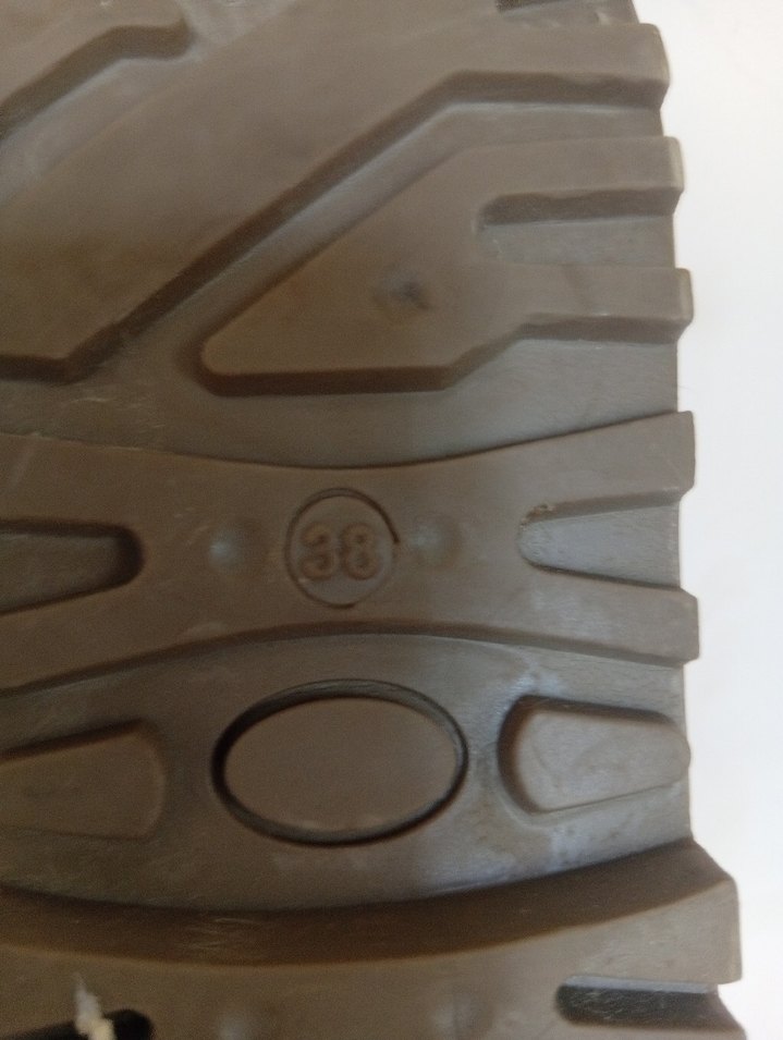 Zincir Detaylı Kadın Deri Bot - Görsel 3