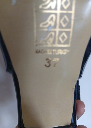 Siyah Klasik Stiletto Topuklu Kadın Ayakkabı - Görsel 3