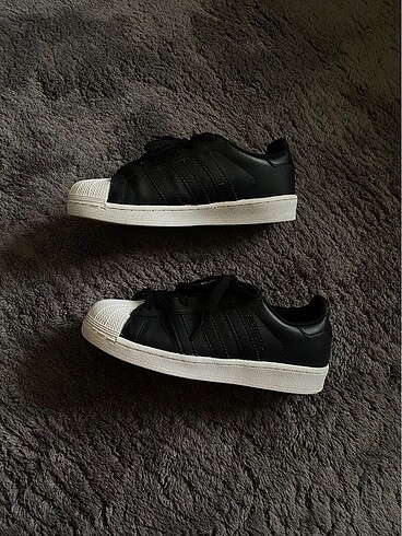 Adidas Süperstar