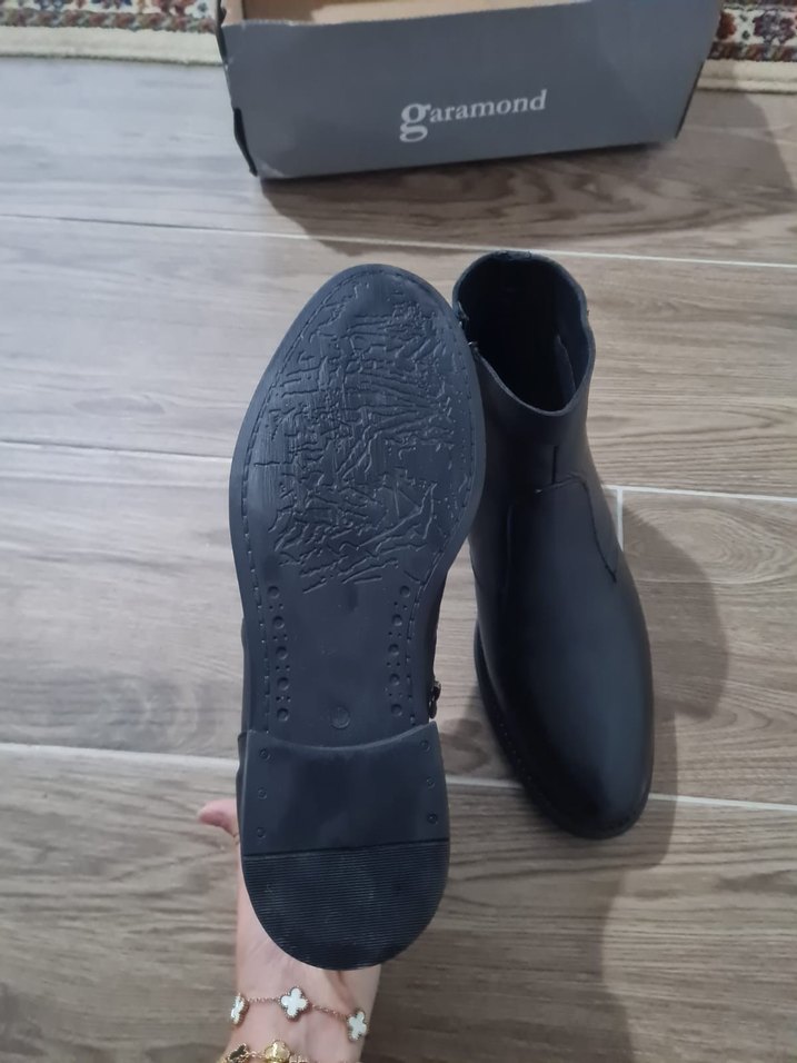 Siyah Erkek Kemerli Minimalist Bot - Görsel 5