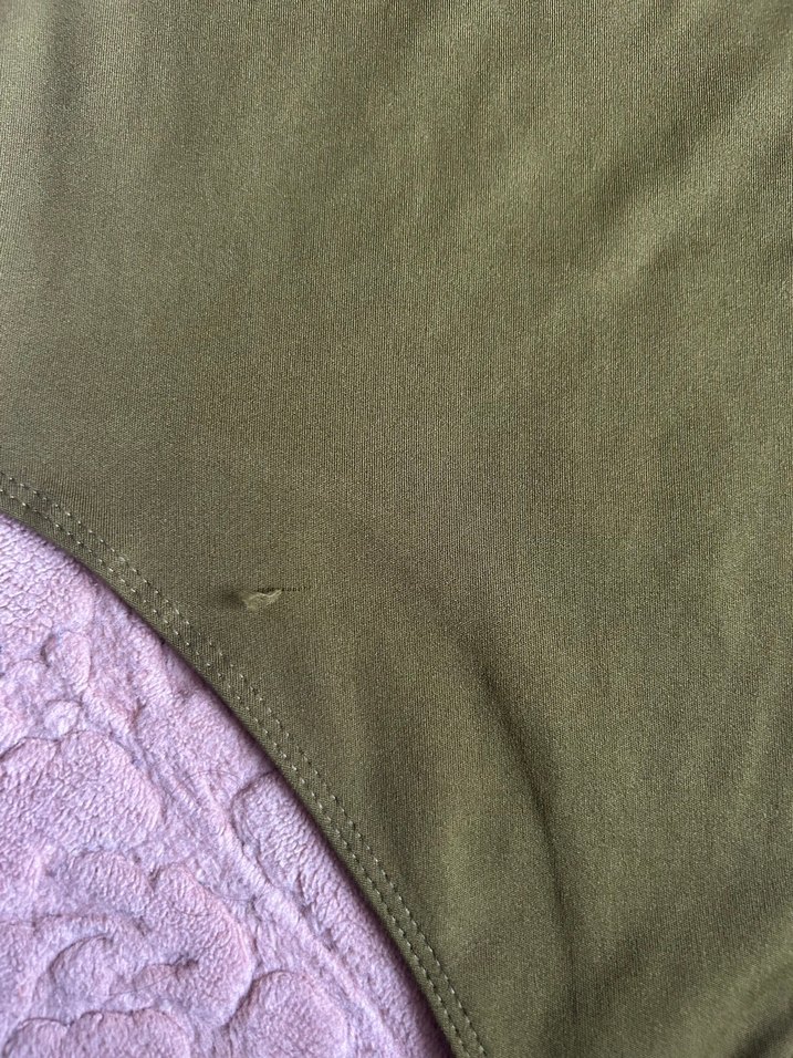 Haki Renk Sıfır Kol Fitted Body - Görsel 3