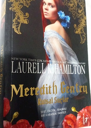 Meredith Gentry Kutsal Suçlar - Laurell K. Hamilton
