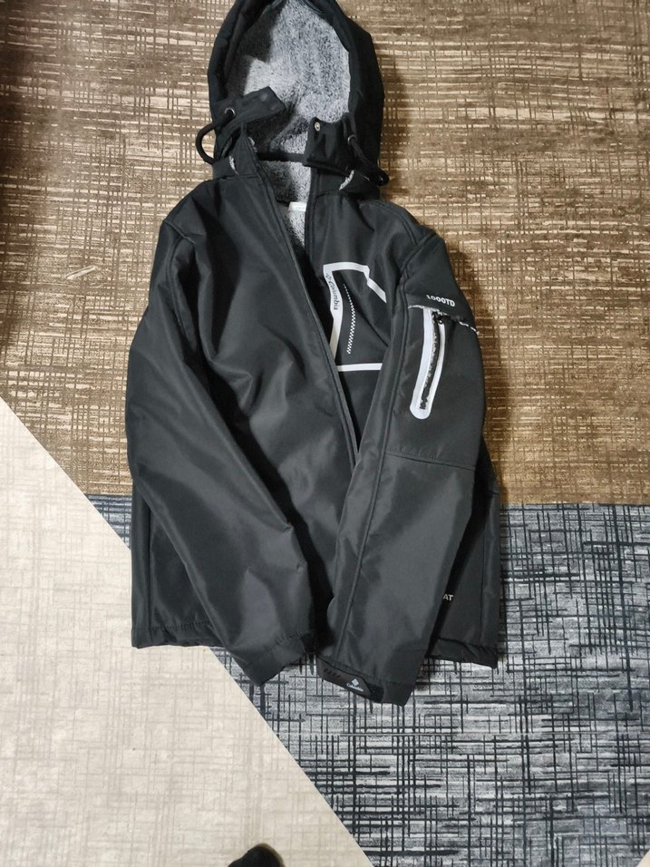 Erkek Siyah Kapüşonlu  Ceketi - Görsel 2