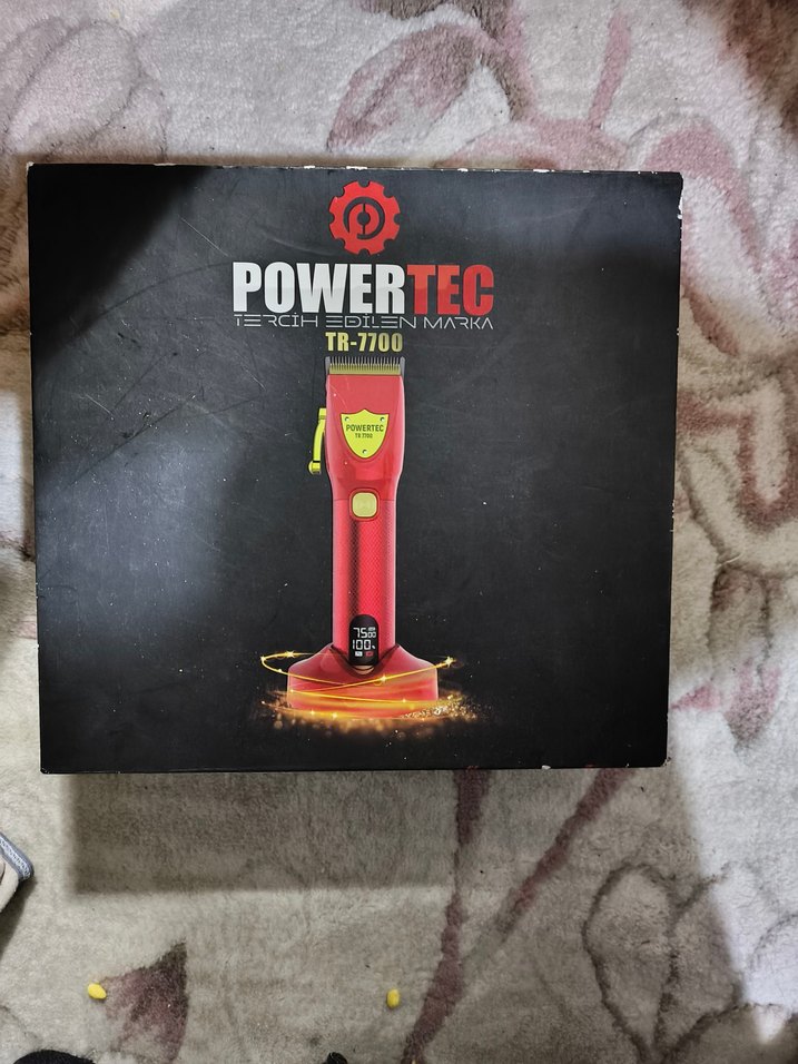 Powertec TR-7700 Kırmızı Renkli Tıraş Makinesi - Görsel 4
