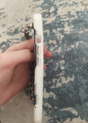 Zincir Detaylı Gri Telefon Kılıfı - Görsel 2