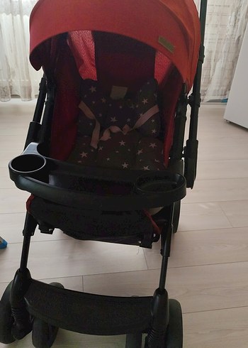 Koyu Kırmızı Bebek Arabası