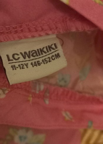 LC Waikiki Pembe V Yaka Fırfırlı Kız Elbisesi