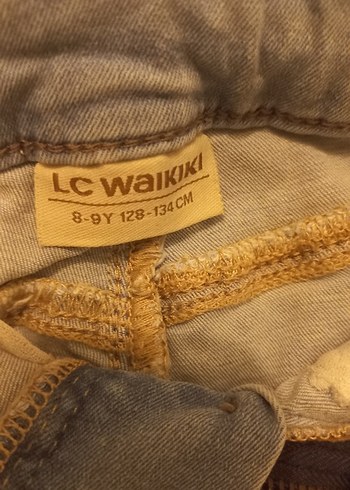 Nakışlı Kot Şort - Görsel 3