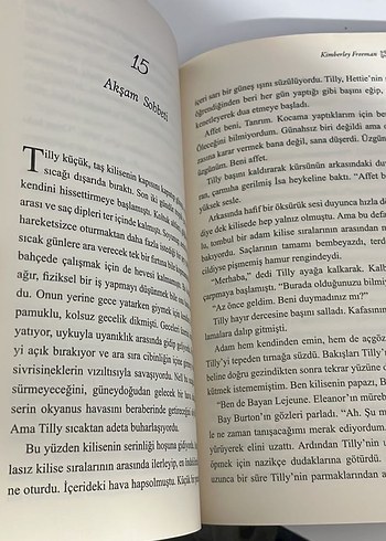  Beden Renk Kor Adası - Kimberley Freeman
