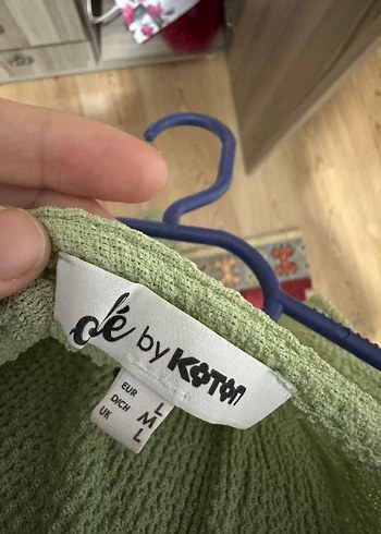 l Beden Keten Kumaşlı V Yakalı Uzun Elbise